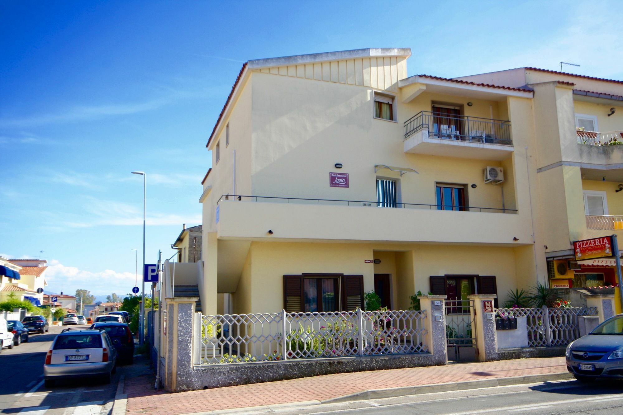 Casa Lucia Hotel Olbia Exterior photo